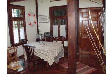 Talu Agios Nikitas 3